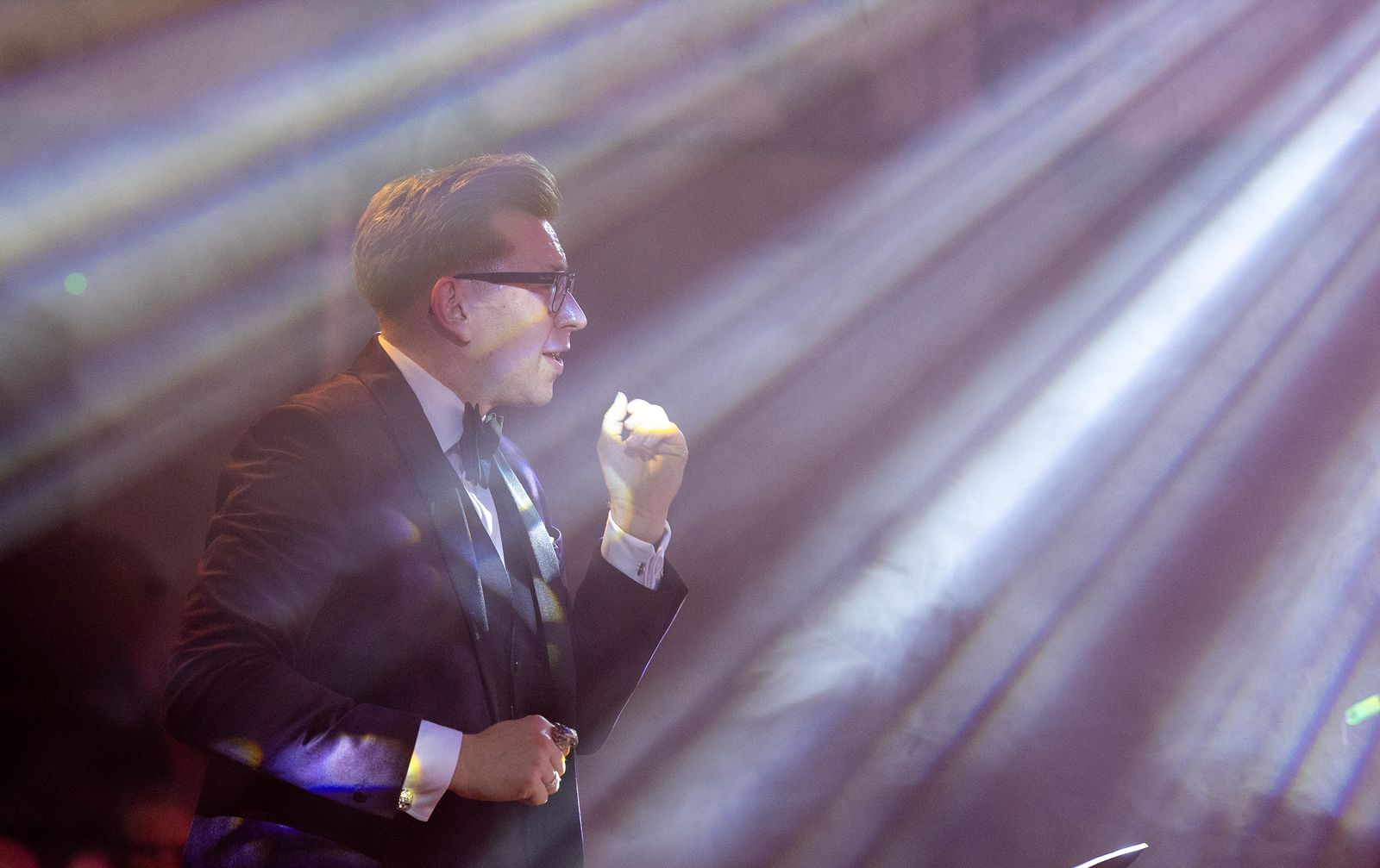 Craig Antony Lees conducting